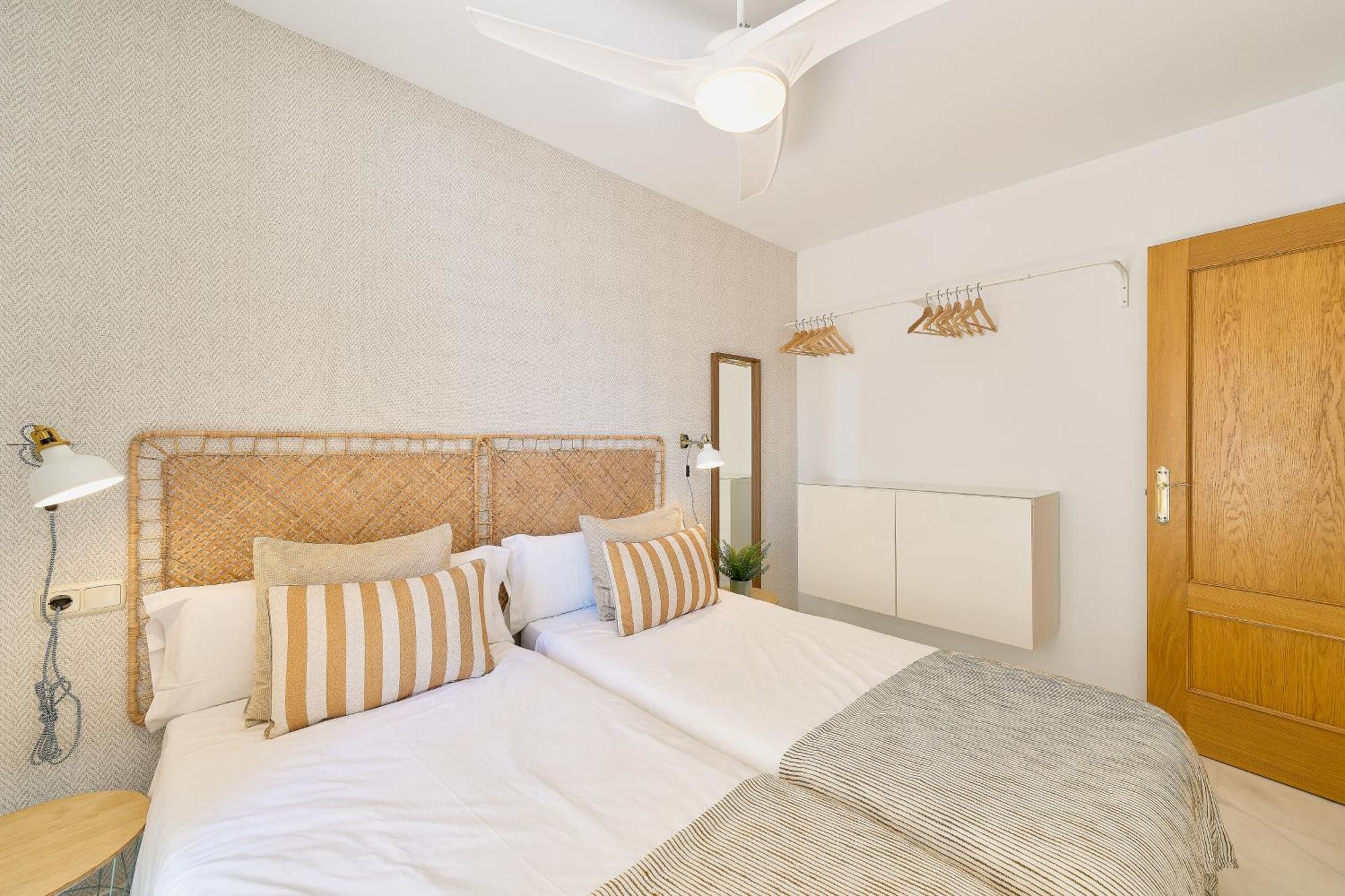 Fuengirola Beach Apartment By Stay Belonio Екстер'єр фото