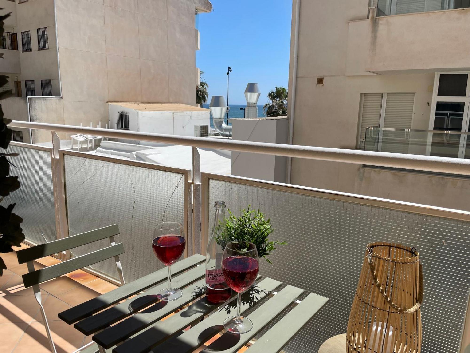 Fuengirola Beach Apartment By Stay Belonio Екстер'єр фото