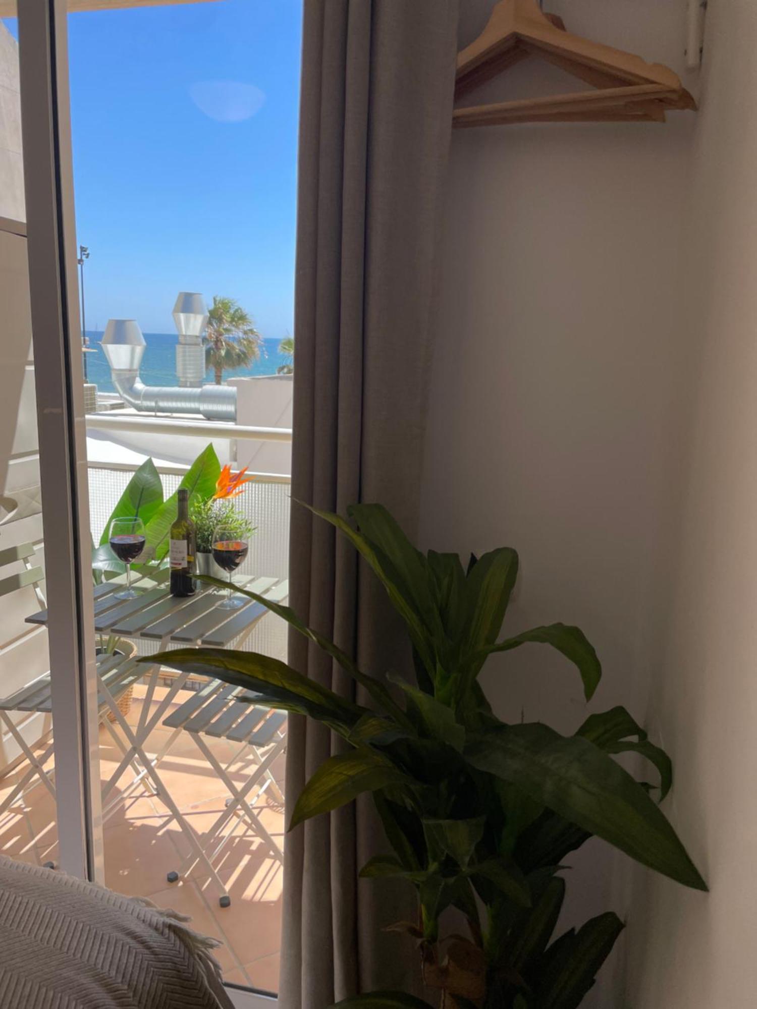 Fuengirola Beach Apartment By Stay Belonio Екстер'єр фото